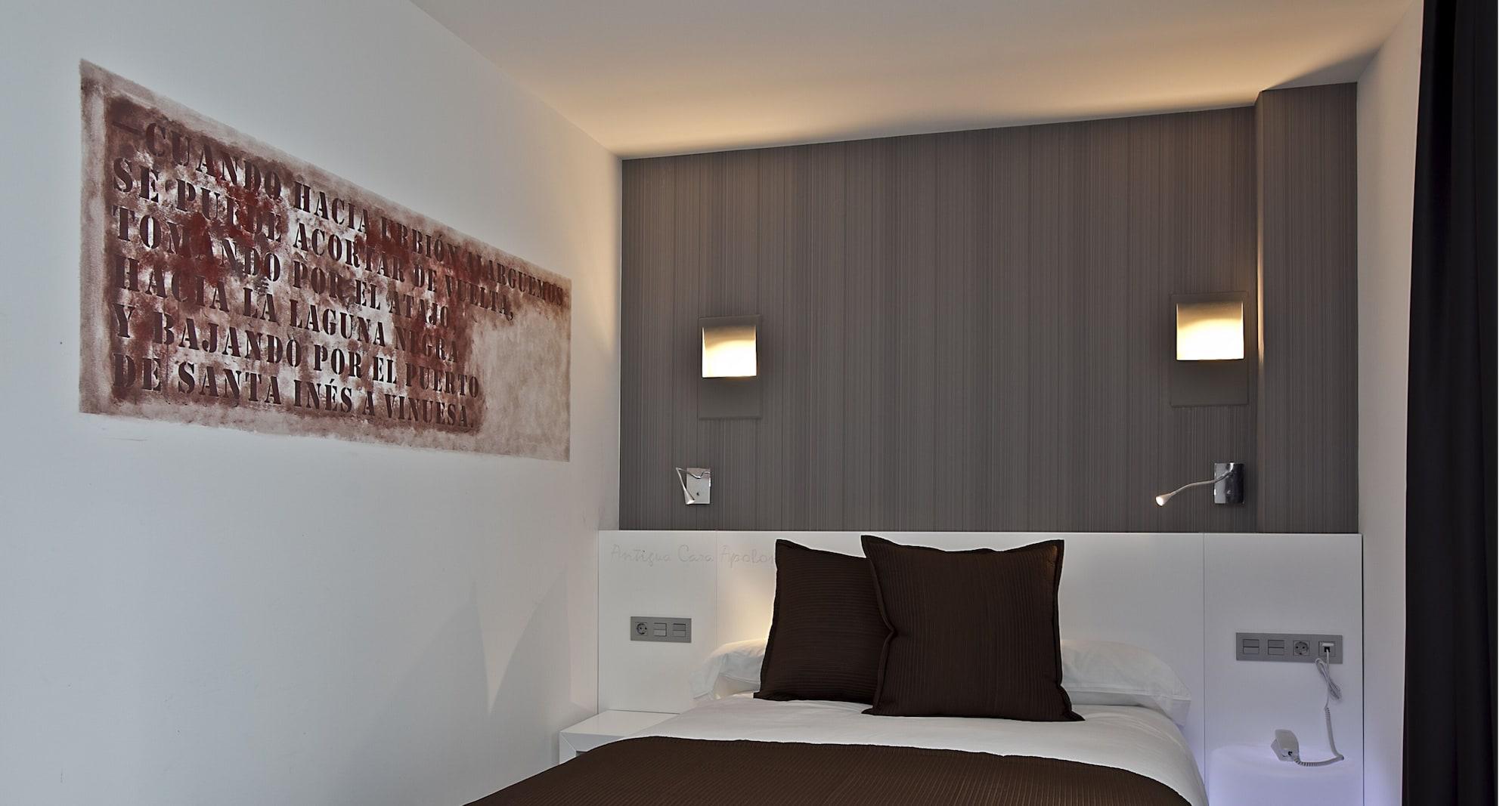 Hotel Apolonia Soria Bagian luar foto